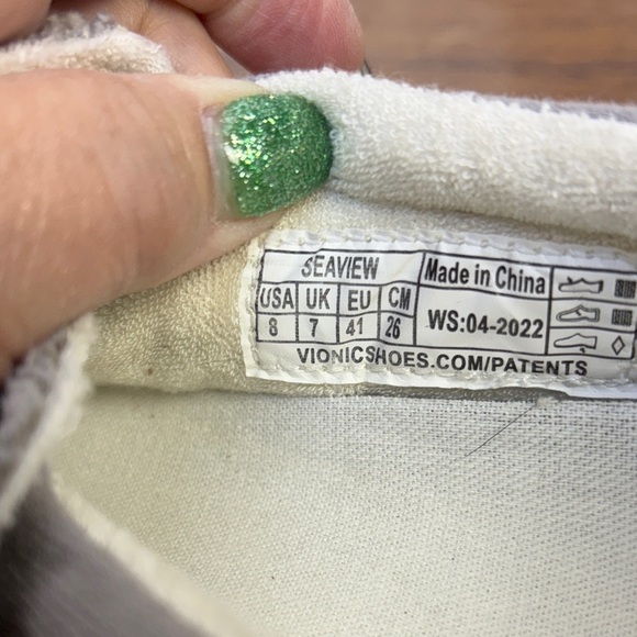 Vionic Seaview Gray Slip-On Sneakers Size 8 Men’s - Picture 7 of 7